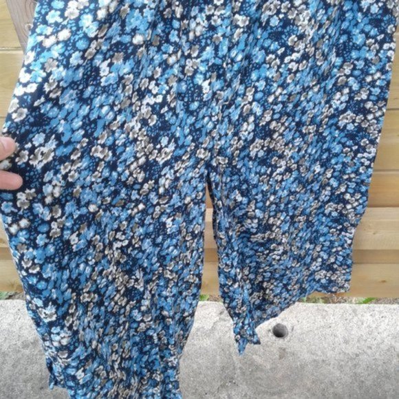 Asos 100% cotton ditsy floral jumpsuit - Picture 2 of 7